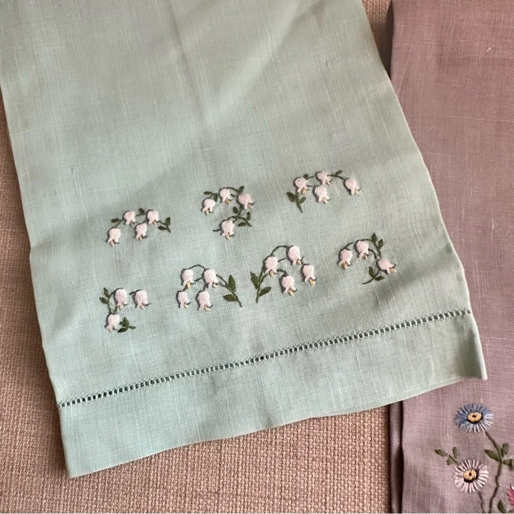 Vintage Hand Embroidered Tea Kitchen Towels Set Of 2 Florals Pastel Linen Blue